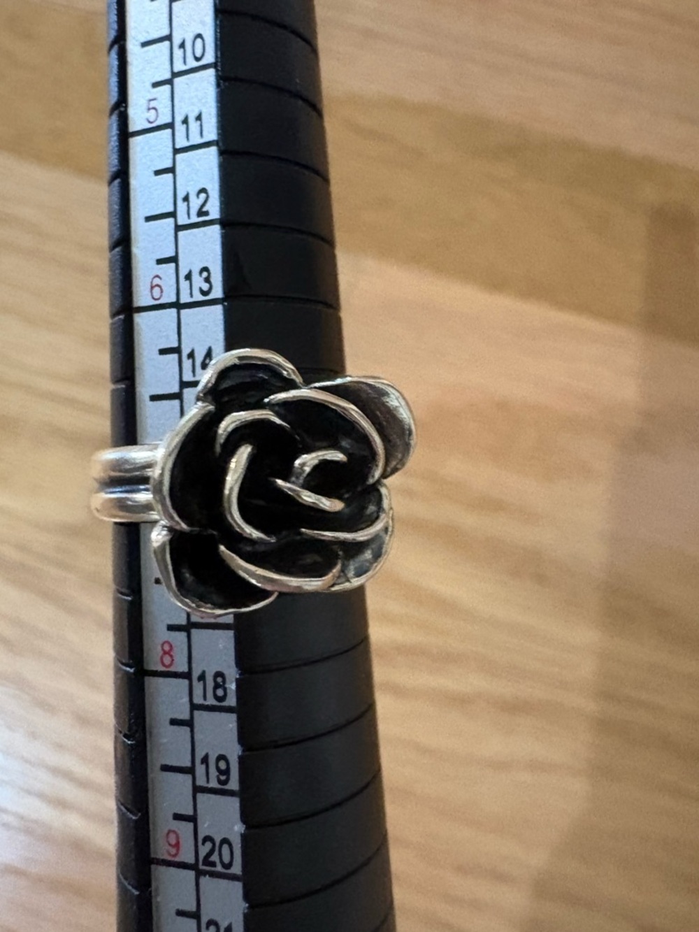 Rose Ring in Oxidized Sterling Silver - Sz 7